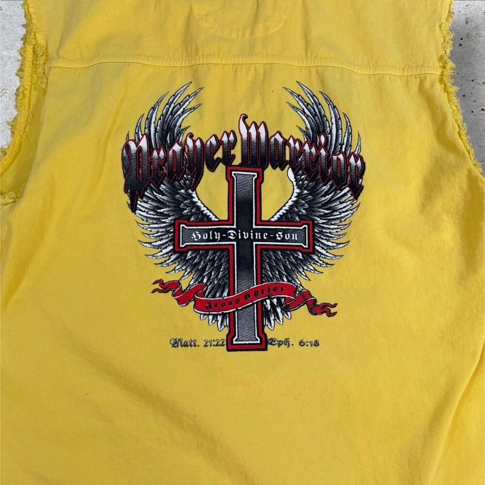 USA Biker Design Prayer Warrior Shirt Mens XL Yellow Sleeveless Cross Motorcycle - Picture 9 of 9
